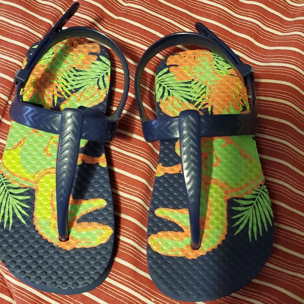 Toddler size 4 boys